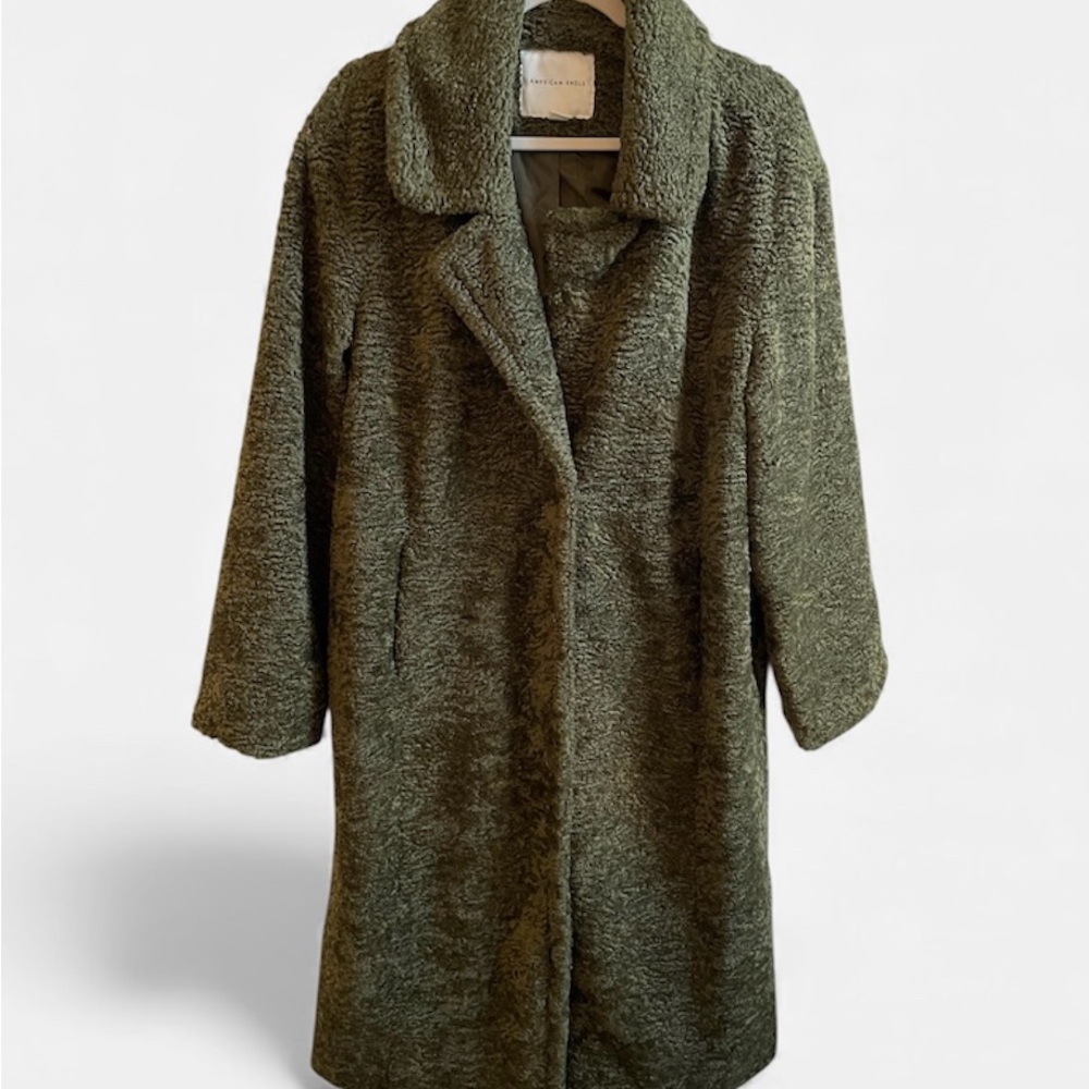 AE Outfitters Women’s Green Teddy long coat Large winter jacket